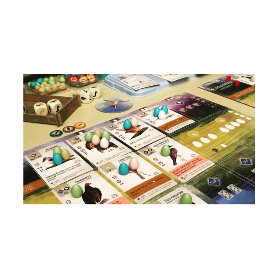 Wingspan Competitive Bird-Collecting Board Game w/Swift Start STM900 REVISED 